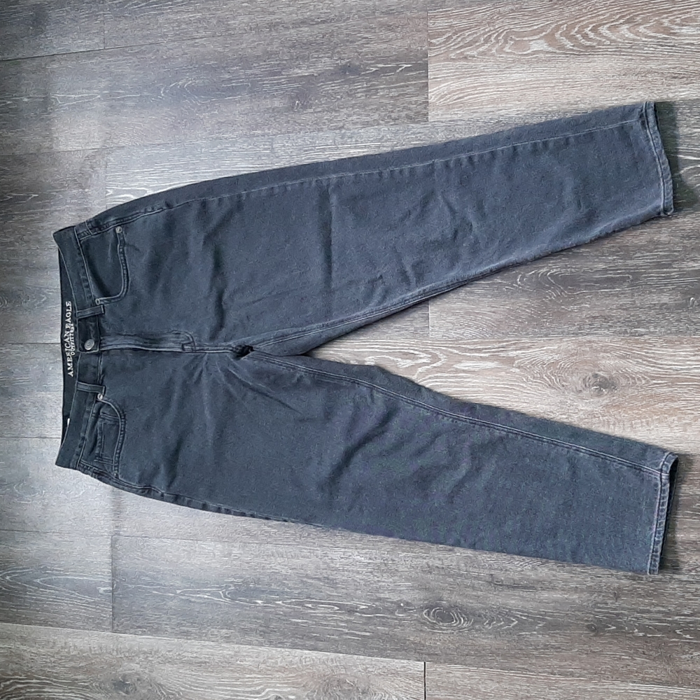 American Eagle black mom jeans short version